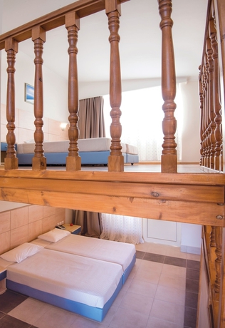 Imagen de la habitación del Hotel Achilleas Beach. Foto 9