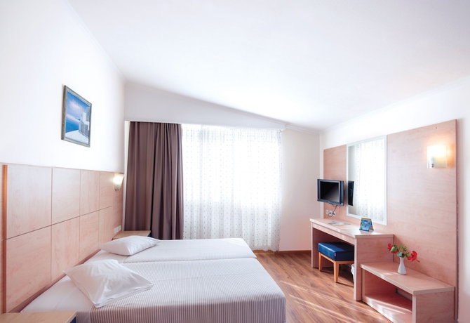 Imagen de la habitación del Hotel Achilleas Beach. Foto 10
