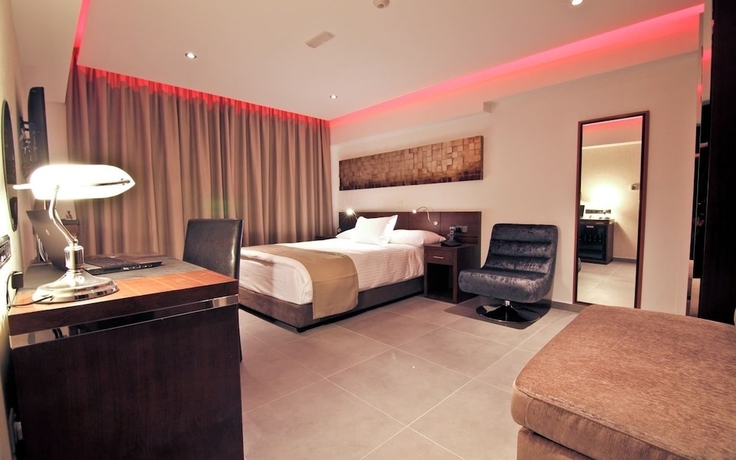 Imagen de la habitación del Hotel Achilleos City. Foto 11