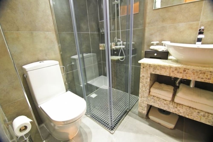 Imagen de la habitación del Hotel Achilleos City. Foto 13