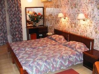 Imagen de la habitación del Hotel Achilles. Foto 2