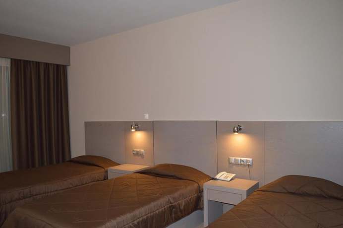 Imagen de la habitación del Hotel Achillio. Foto 8