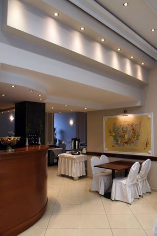 Imagen del bar/restaurante del Hotel Achillion, Larisa. Foto 2