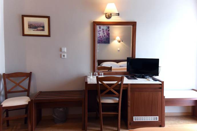 Imagen de la habitación del Hotel Achillion, Larisa. Foto 18