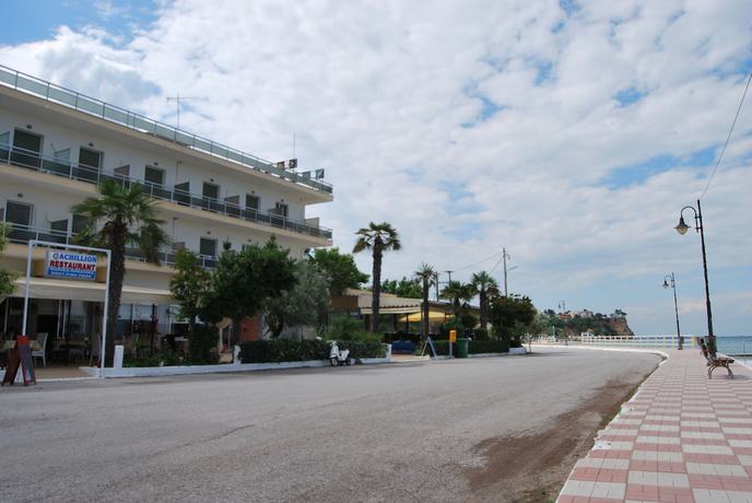 Imagen general del Hotel Achillion, Paralia. Foto 4