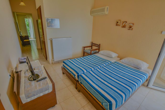 Imagen de la habitación del Hotel Achillion, Paralia. Foto 12
