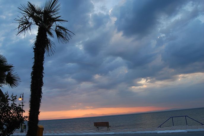 Imagen de los exteriores del Hotel Achillion, Paralia. Foto 18