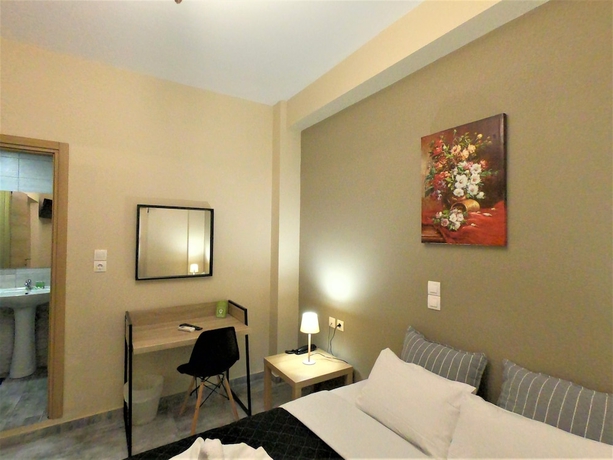 Imagen de la habitación del Hotel Achillion, Pireo. Foto 14