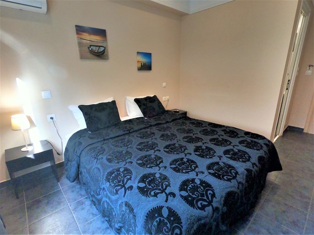 Imagen de la habitación del Hotel Achillion, Pireo. Foto 16