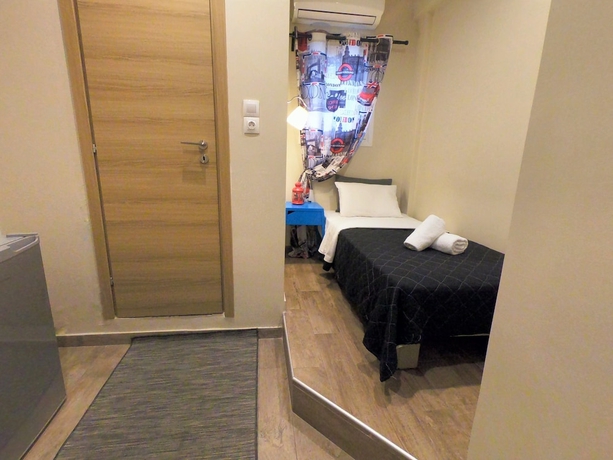 Imagen de la habitación del Hotel Achillion, Pireo. Foto 19