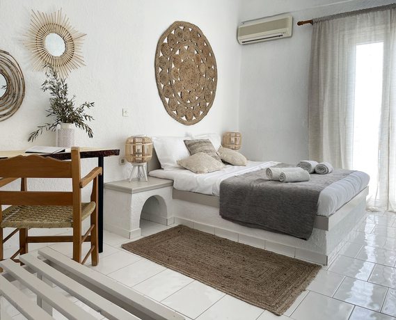 Imagen de la habitación del Hotel Achlia. Foto 7