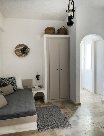 Imagen de la habitación del Hotel Achlia. Foto 10