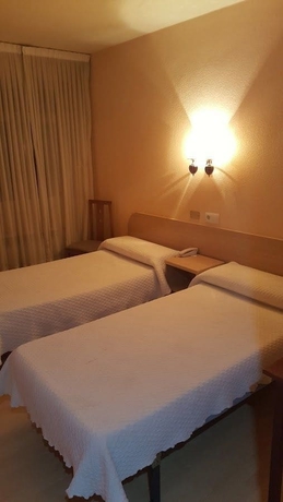 Imagen de la habitación del Hotel Achuri. Foto 5