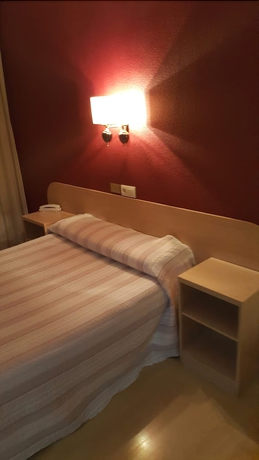 Imagen de la habitación del Hotel Achuri. Foto 7