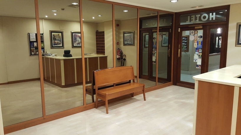 Imagen de los interiores del Hotel Achuri. Foto 9