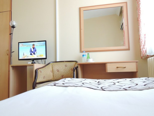 Imagen de la habitación del Hotel Acikgoz. Foto 13