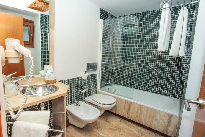 Imagen de los interiores del Hotel Acinipo. Foto 11