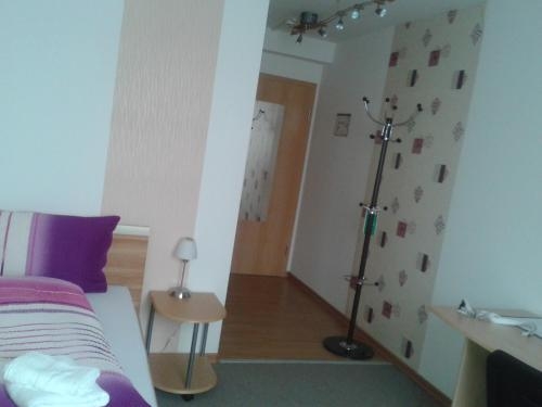 Imagen de la habitación del Hotel Ackermann. Foto 7