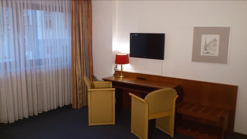 Imagen de la habitación del Hotel Acon. Foto 16