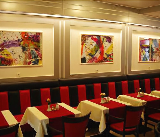 Imagen del bar/restaurante del Hotel Acon. Foto 3