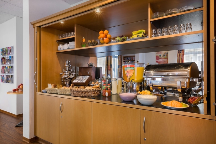 Imagen del bar/restaurante del Hotel Acora Karlsruhe Zentrum Living The City. Foto 9