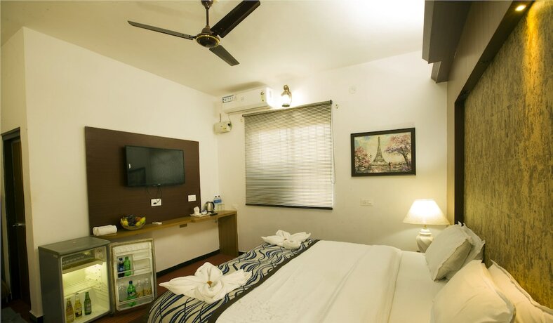 Imagen general del Hotel Acorn Beach Resort and Spa Goa. Foto 1