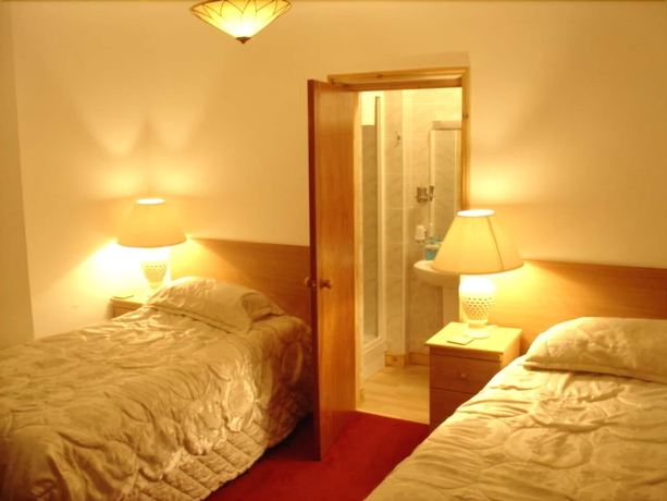 Imagen de la habitación del Hotel Acorn Lodge Gatwick. Foto 10