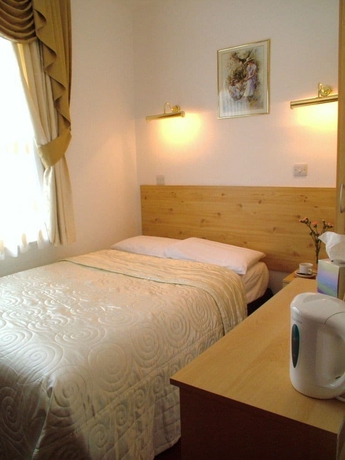 Imagen de la habitación del Hotel Acorn Lodge Gatwick. Foto 14