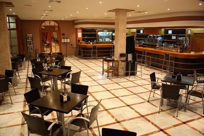 Imagen del bar/restaurante del Hotel Acosta Vetonia. Foto 3