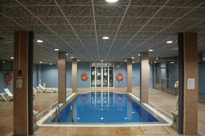 Imagen de la piscina del Hotel Acosta Vetonia. Foto 14