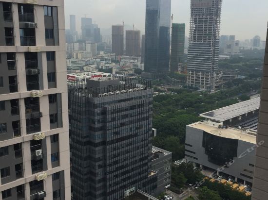 Imagen de los exteriores del Hotel Acotown Hotel (Shenzhen Dachong). Foto 11