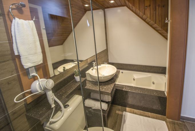 Imagen de la habitación del Hotel Acqua Lokos. Foto 4