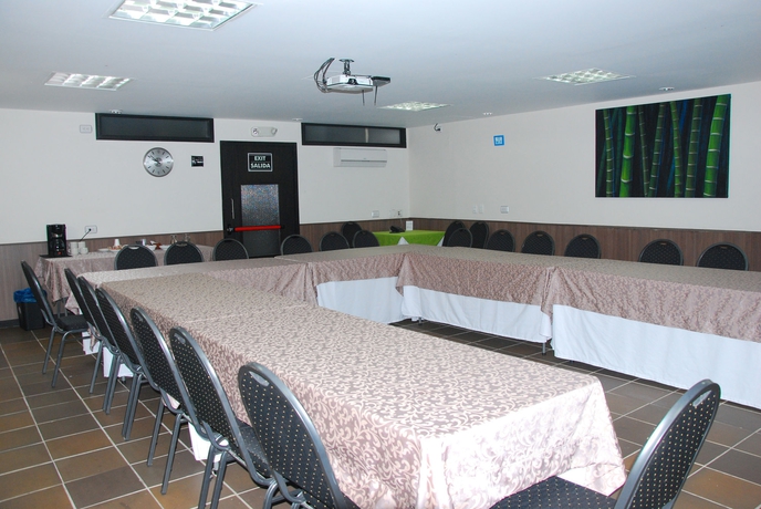 Imagen de los interiores del Hotel Acqua Medell&iacute;n. Foto 15