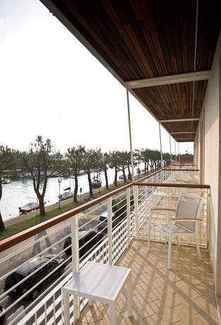 Imagen de la habitación del Hotel Acquadolce. Foto 15