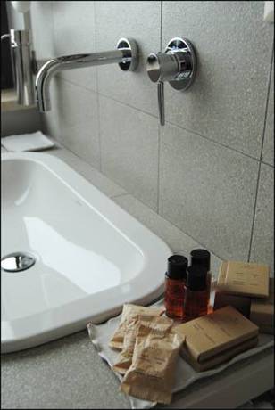 Imagen de la habitación del Hotel Acquamarina. Foto 13