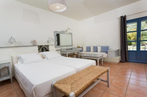 Imagen de la habitación del Hotel Acquamarina Resort. Foto 10