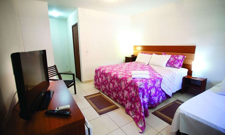 Imagen de la habitación del Hotel Acquamarine Park. Foto 2