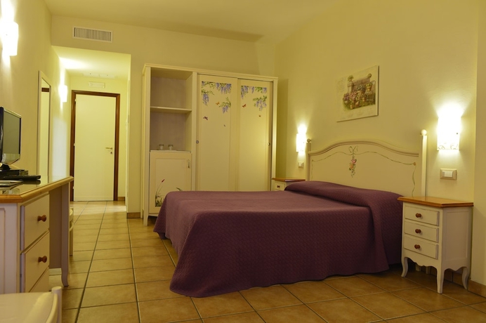 Imagen de la habitación del Hotel Acquasanta. Foto 8