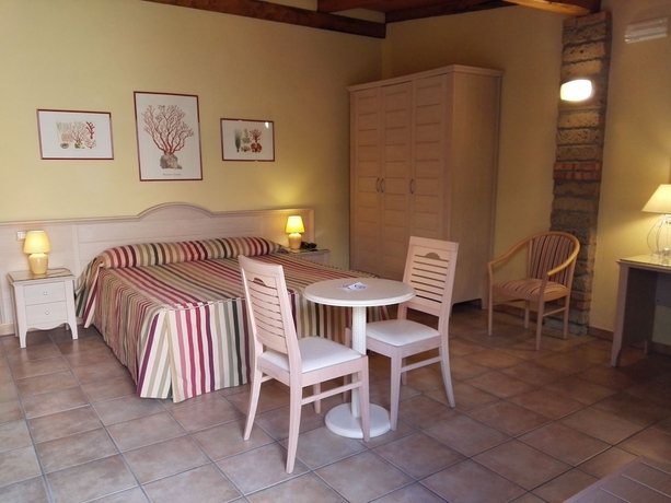 Imagen de la habitación del Hotel Acquasanta. Foto 10