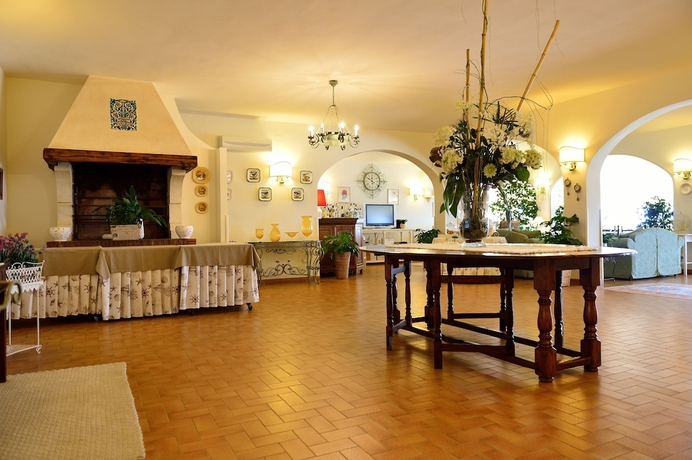 Imagen de los interiores del Hotel Acquasanta. Foto 16
