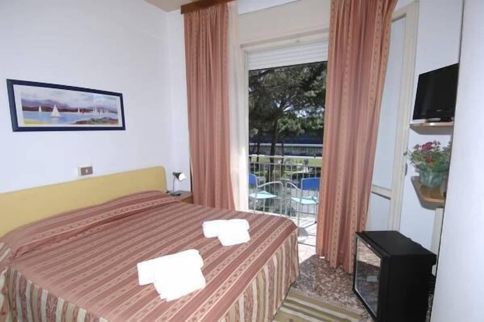 Imagen de la habitación del Hotel Acquaterme. Foto 6