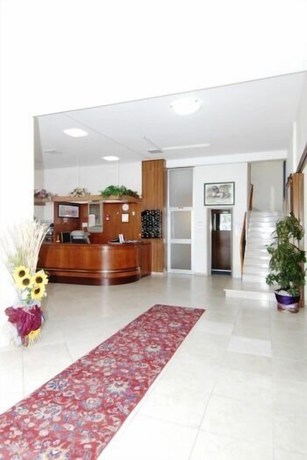 Imagen de los interiores del Hotel Acquaterme. Foto 19