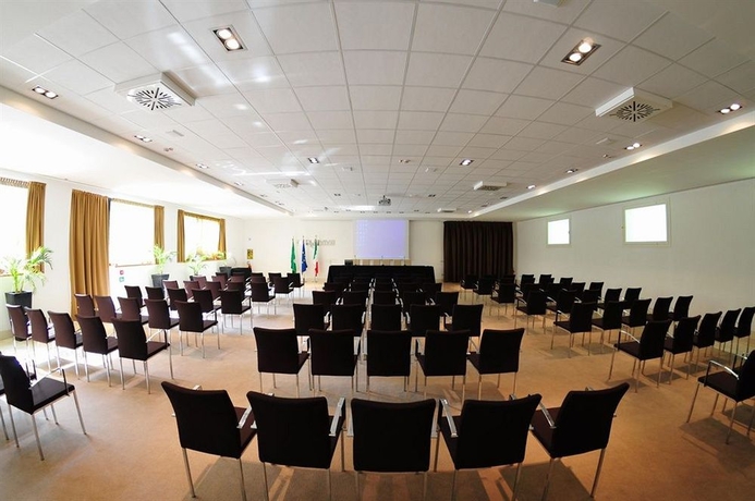 Imagen de los interiores del Hotel Acquaviva Del Garda. Foto 9