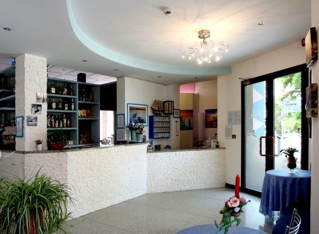 Imagen de los interiores del Hotel Acquazzurra. Foto 17