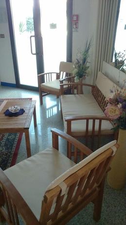 Imagen de los interiores del Hotel Acquazzurra. Foto 18