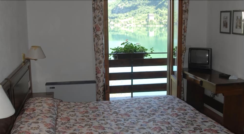 Imagen de la habitación del Hotel Acquevive. Foto 4