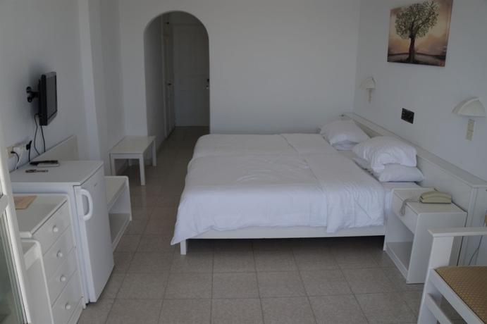 Imagen de la habitación del Hotel Acrogiali Beachfront. Foto 9