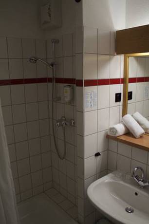 Imagen de la habitación del Hotel Acron. Foto 5