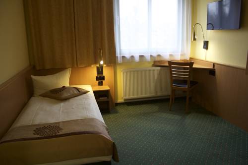 Imagen de la habitación del Hotel Acron. Foto 6