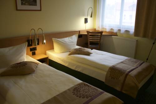 Imagen de la habitación del Hotel Acron. Foto 7